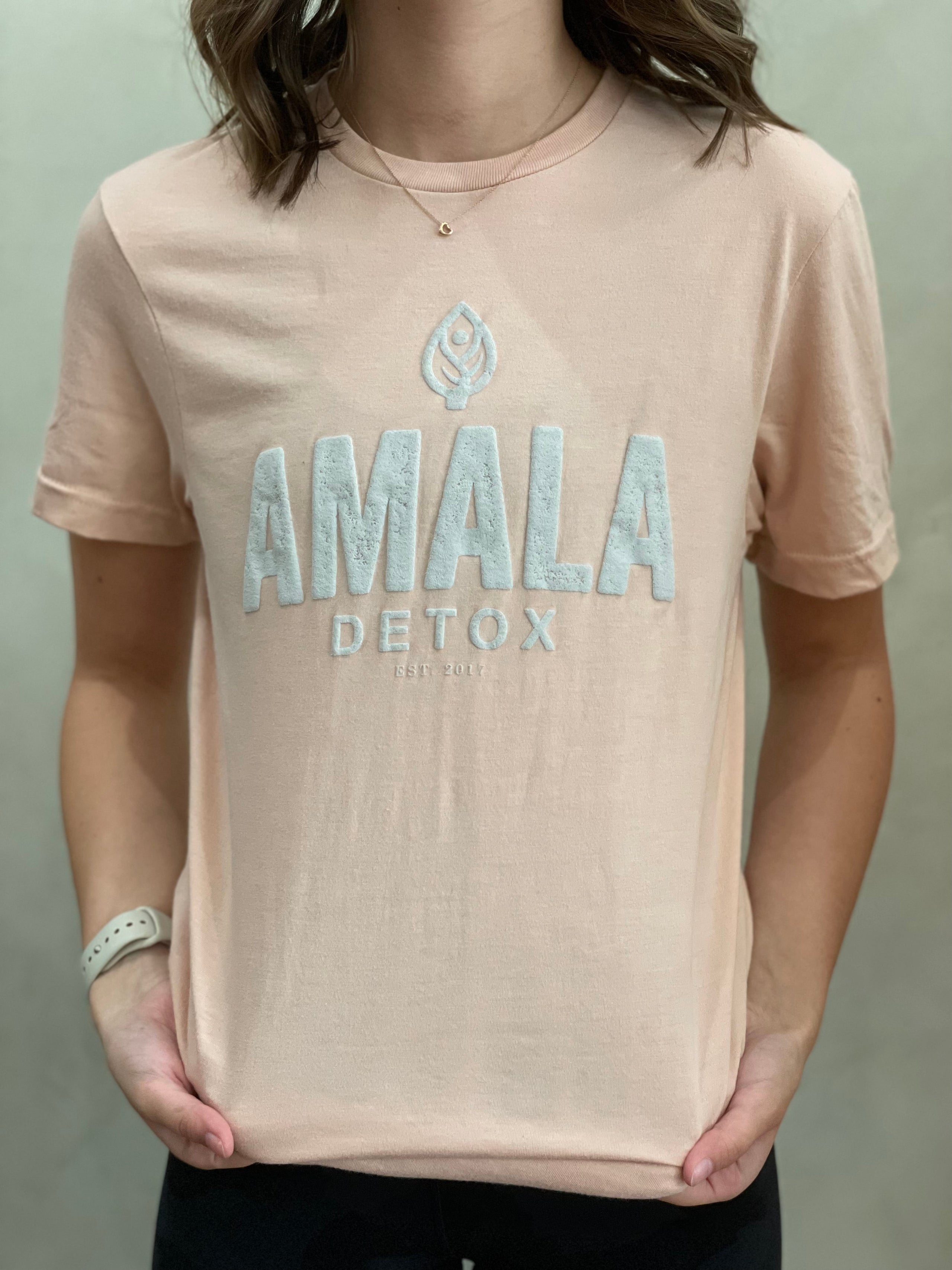 MAISON AMALA】SPLIT LOGO T SHIRT-